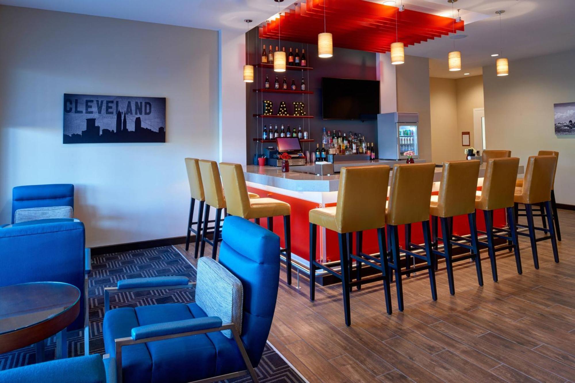 Towneplace Suites By Marriott Cleveland Solon Bagian luar foto
