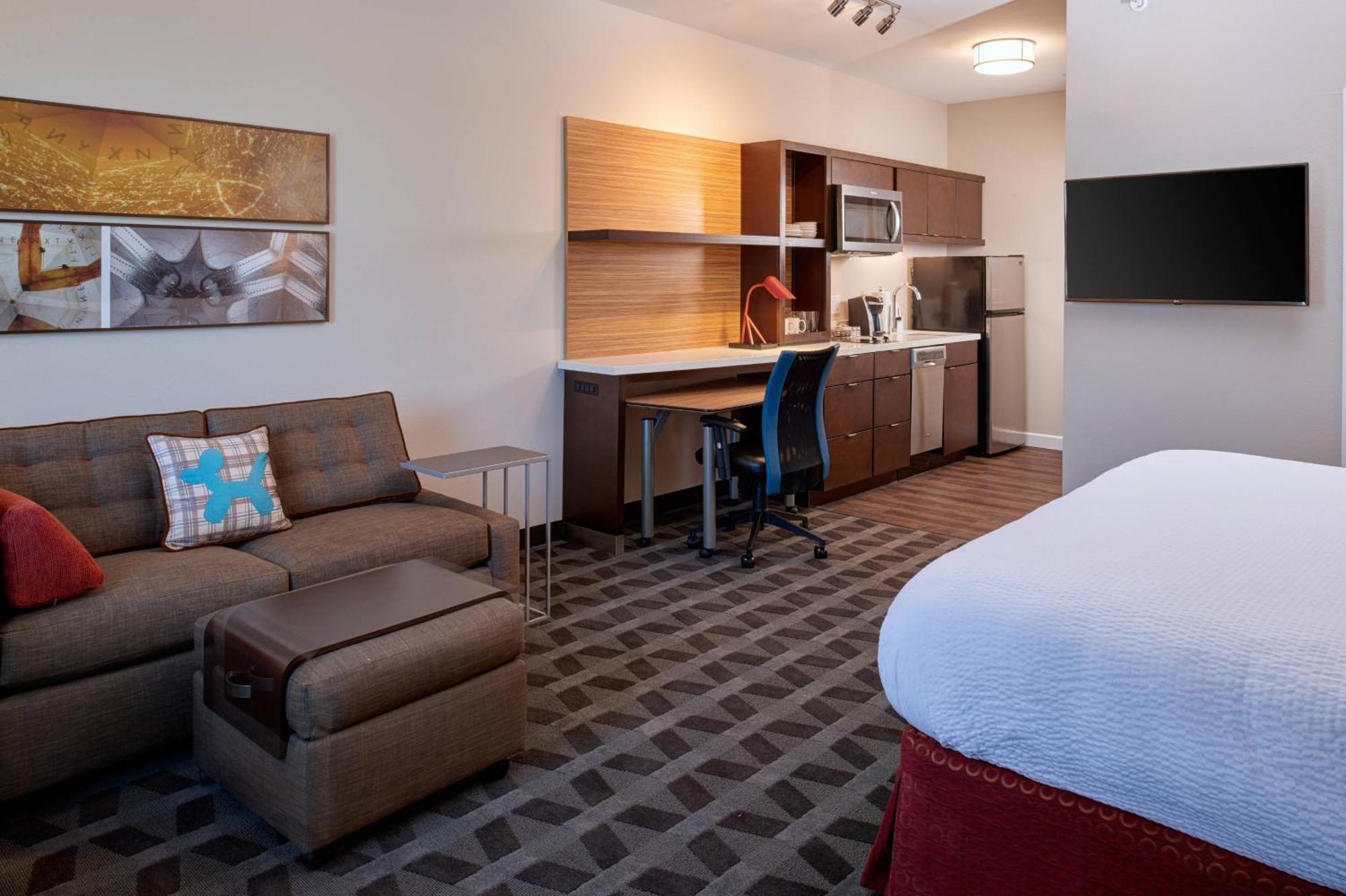 Towneplace Suites By Marriott Cleveland Solon Bagian luar foto